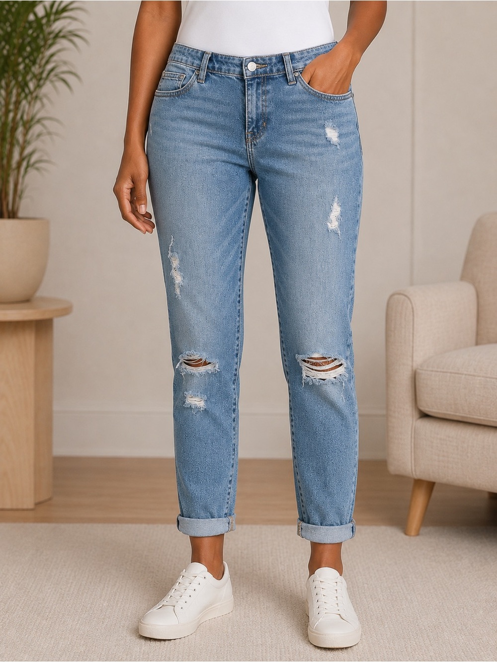 Gap Sexy Boyfriend Distressed Rolled Hem Jeans Size 29